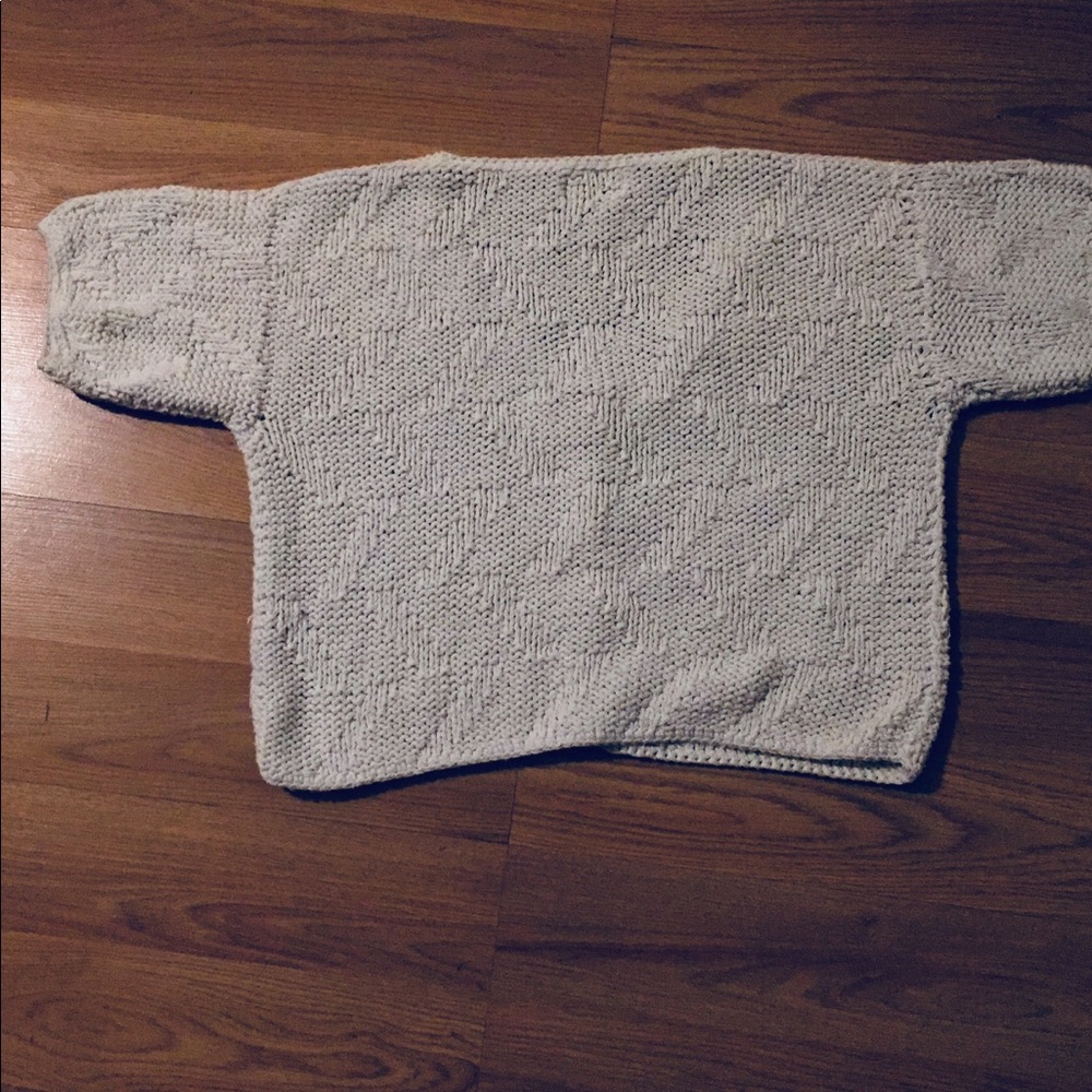 Lightweight sweater top - Picture 5 of 5